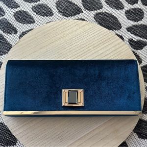 Blue Clutch